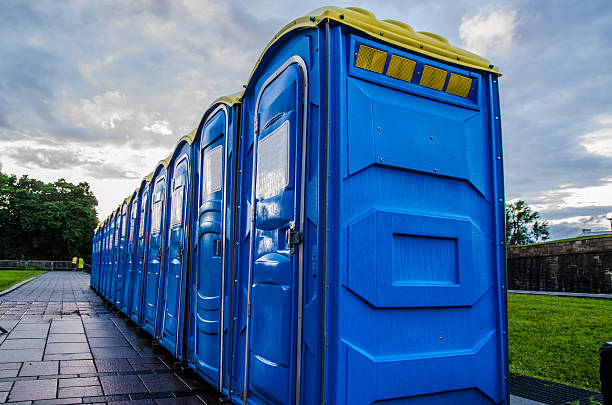 Best Porta potty rental near me  in Golden Hills, CA